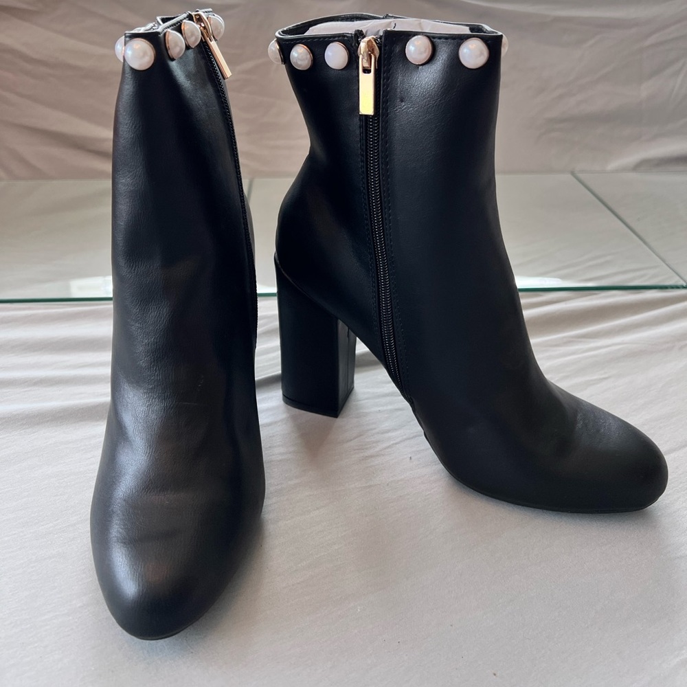 NIB Bamboo Black Boots Size 9